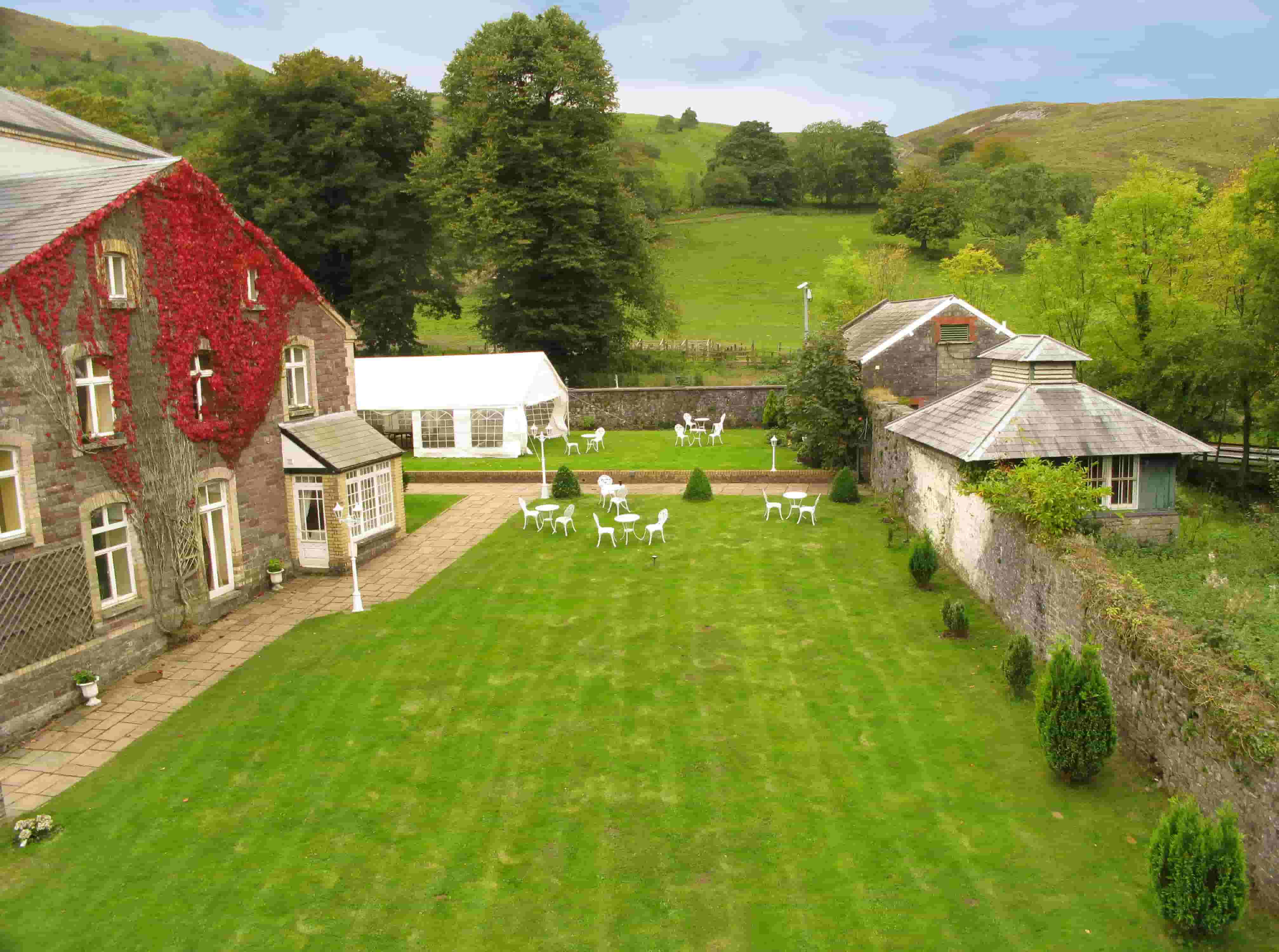 Can you rent a castle for a wedding?